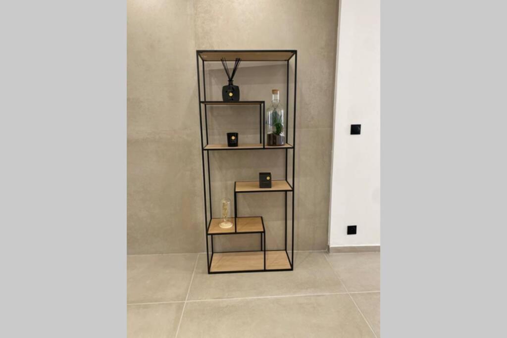 Apartment Vieux Port, Le Panier, Luxe, Vous Serez Chez Vous Marseille