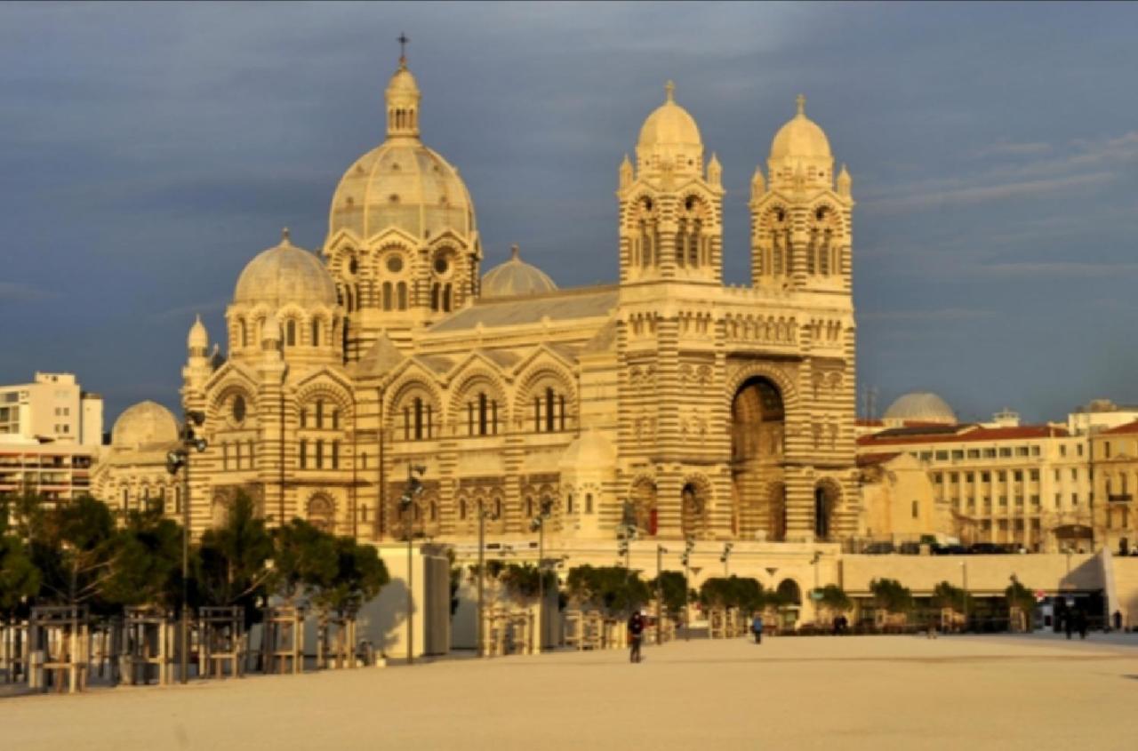 Vue Vieux-port Et Notre Dame, Charme Art Déco Appartement Marseille