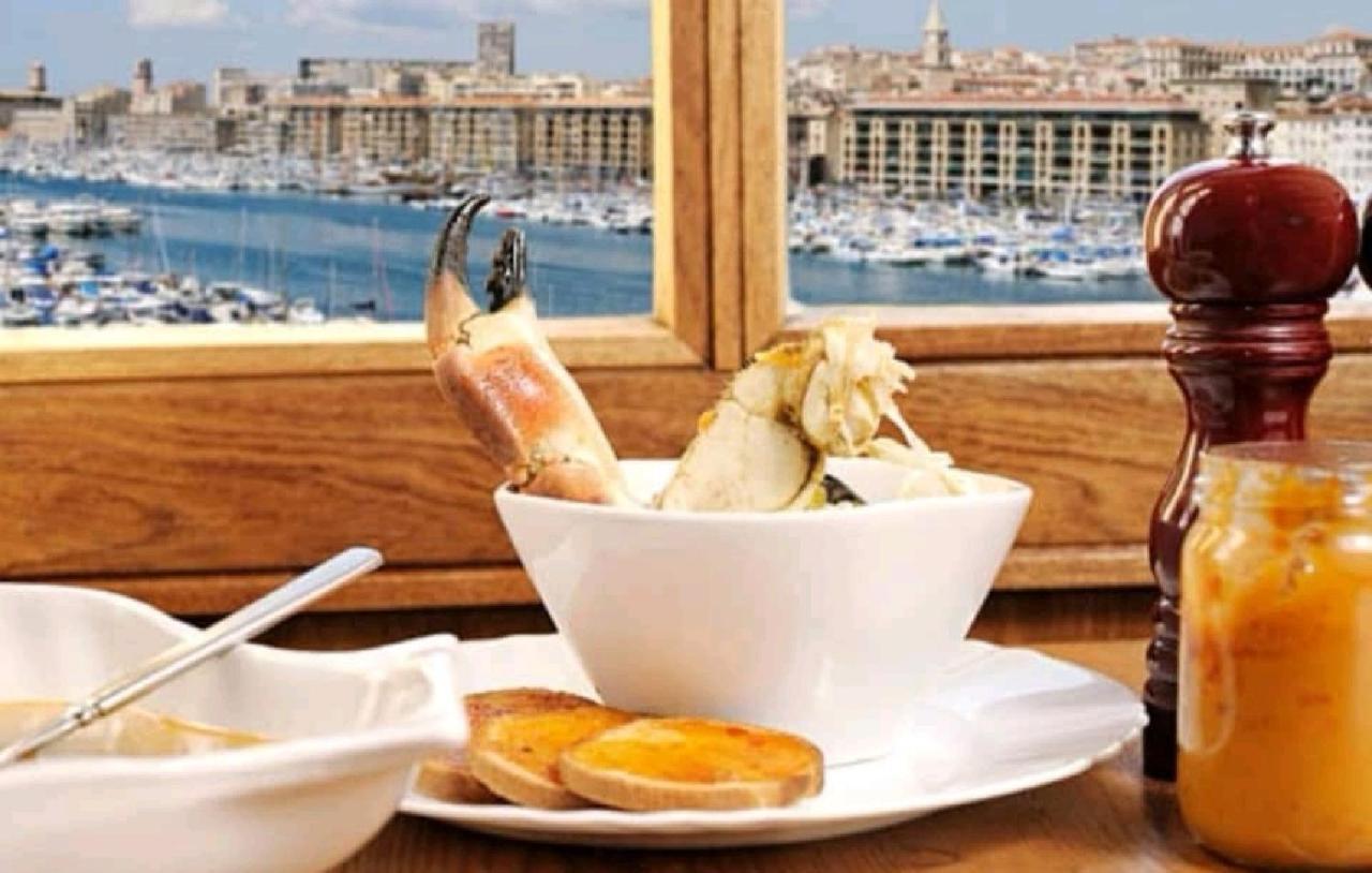 Appartement Vue Vieux-port Et Notre Dame, De Charme Marseilles