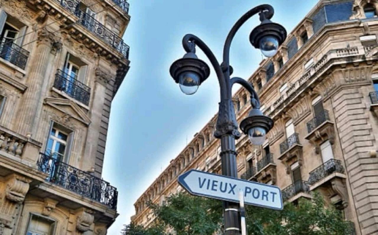 Vue Vieux-port Et Notre Dame, Charme Art Déco Appartement