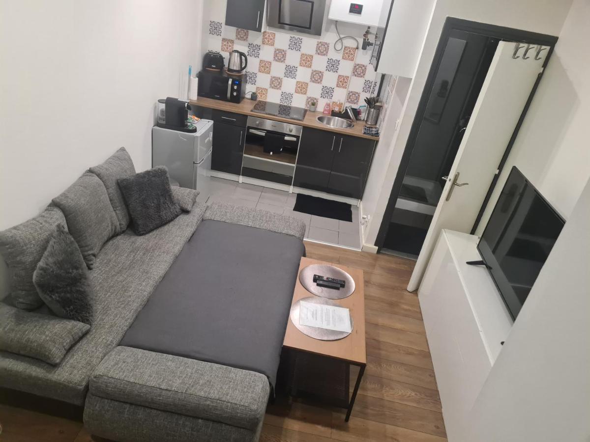 Studio Maison De Ville Ste Marguerite-prado-ipc Guest house *