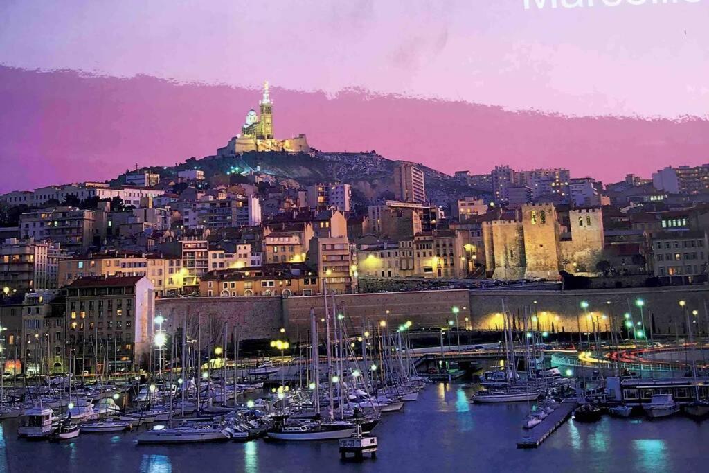 Spacieux Et Bel Avec Grande Terrasse Marseille