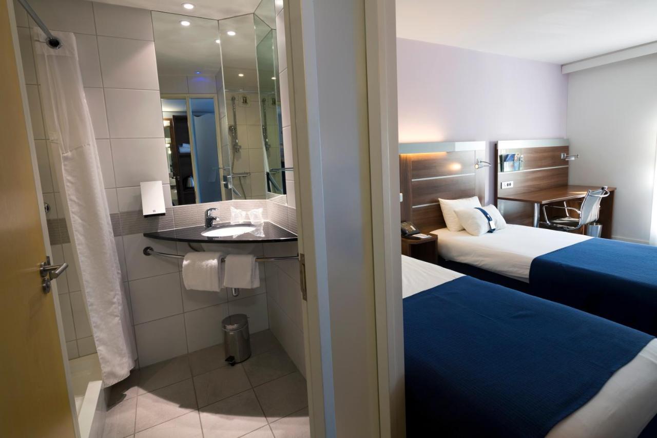 Express Saint Charles, An Ihg Hotel