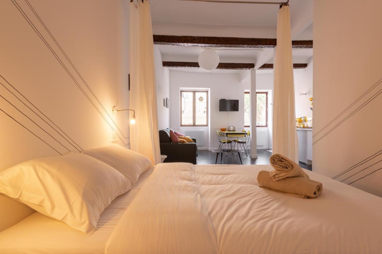 Mini Loft Au Coeur Du Panier - Appartement Marseilles