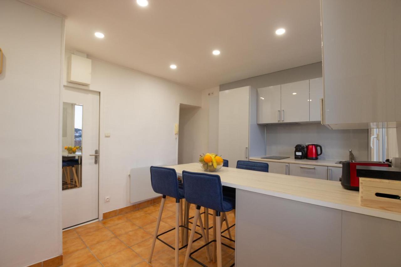 T2 Panier Vieux-port Vue Notre Dame De La Garde Appartement Marseille