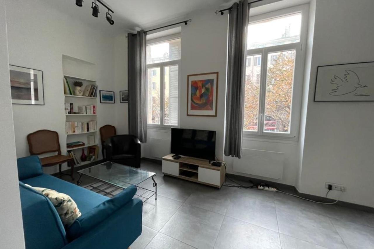 Charming In The Old Port Apartment Marseille