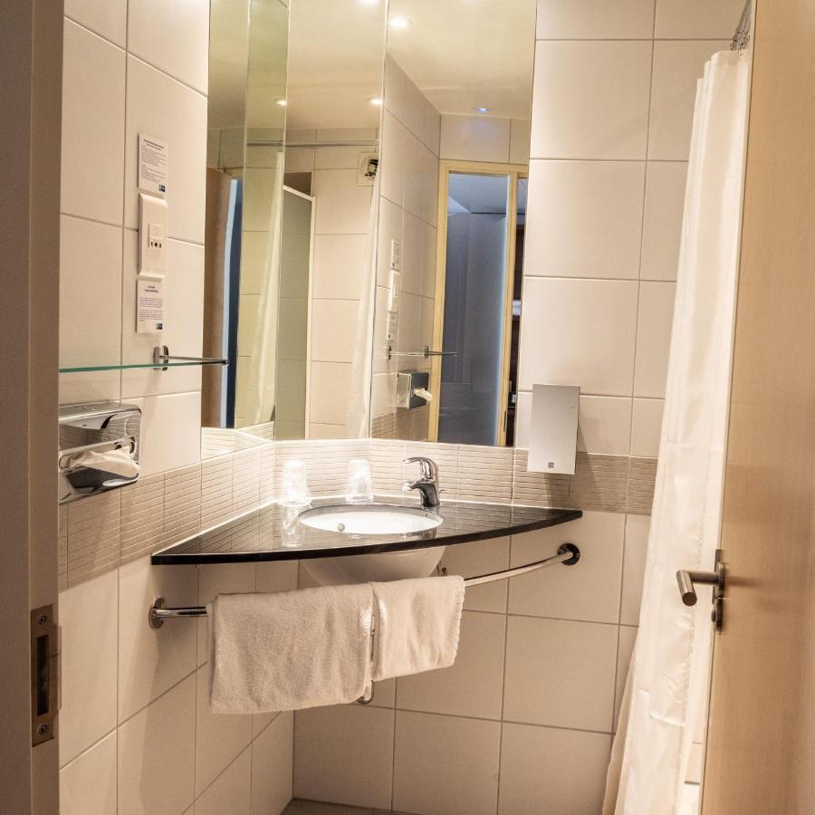 Express Saint Charles, An Ihg 3*