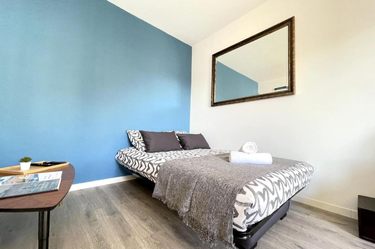 Apartment Plein Sud Grand Balcontransats Netflix&wifi Marseille