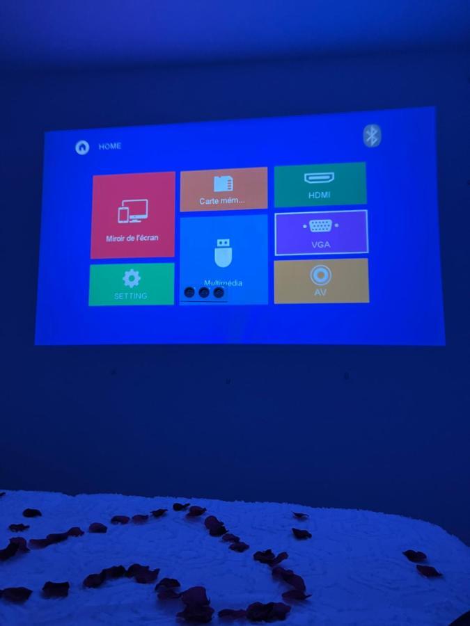 Jacuzzi Netflix Apartamento Marselha