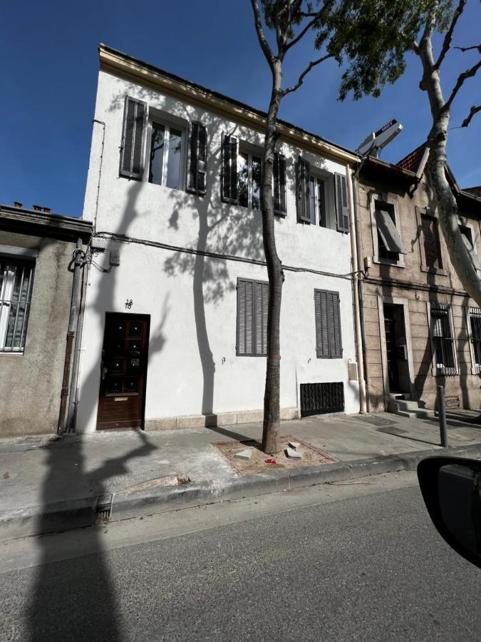 Les Jardins Marseillais 4 - 4 Personnes - Plages Calanques- Stade Velodrome - Hopital La Timone