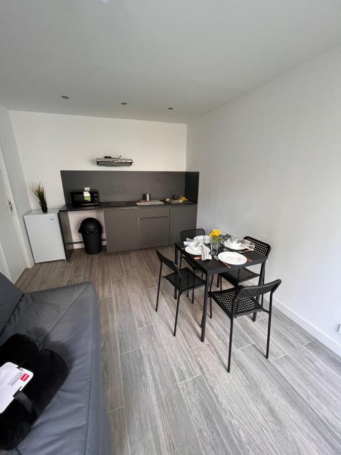 Les Jardins Marseillais 4 - 4 Personnes - Plages Calanques- Stade Velodrome - Hopital La Timone Apartment Marseille