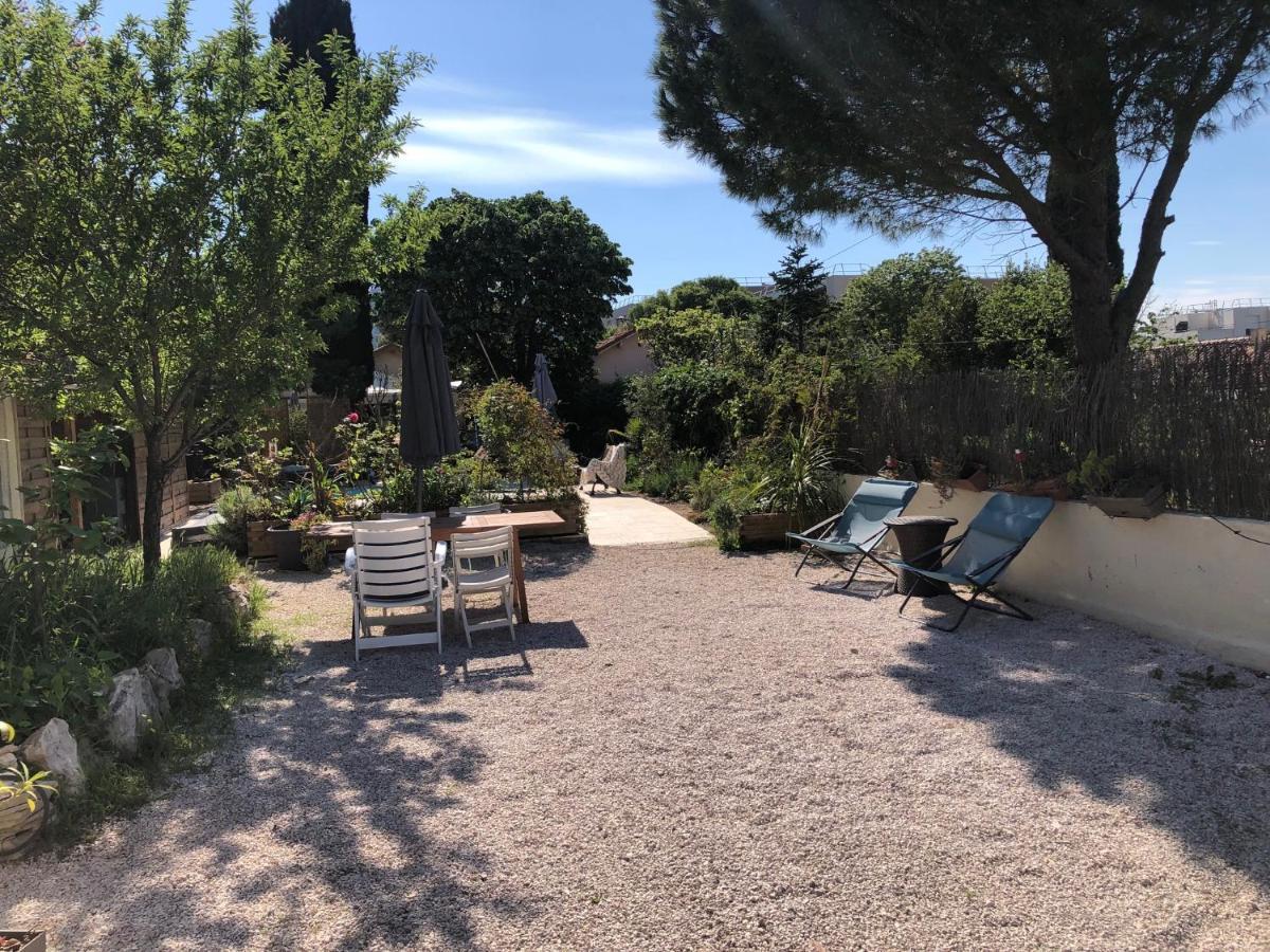 Maisonnette Proche Des Calanques , Les Bruyeres Ferienhaus Marseilles