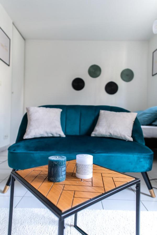 Jolie T2 De 30m2 Avec Terrasse Metro Timone A 5 Min *