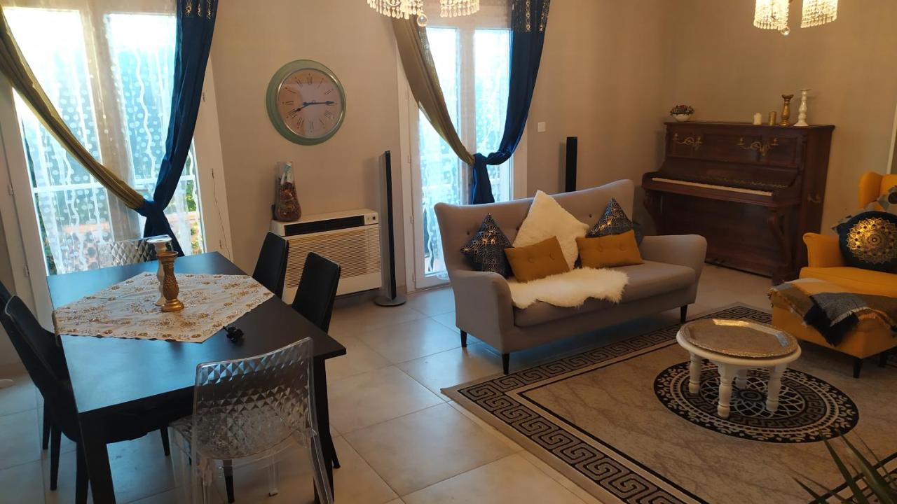 Maison Provencale Avec Piscine Villa *