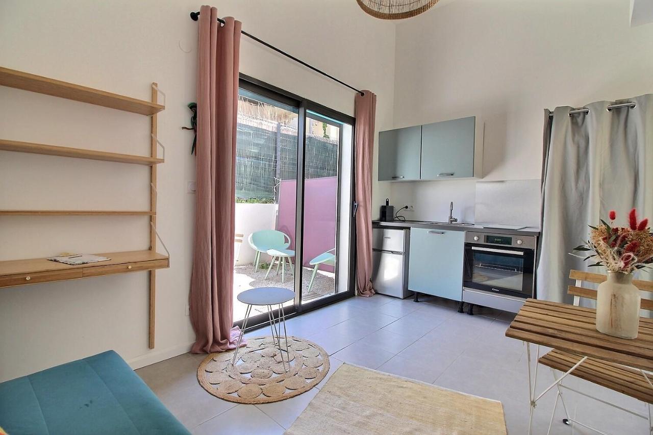 Studio Avec Terrasse Et Mezzanine Apartment *