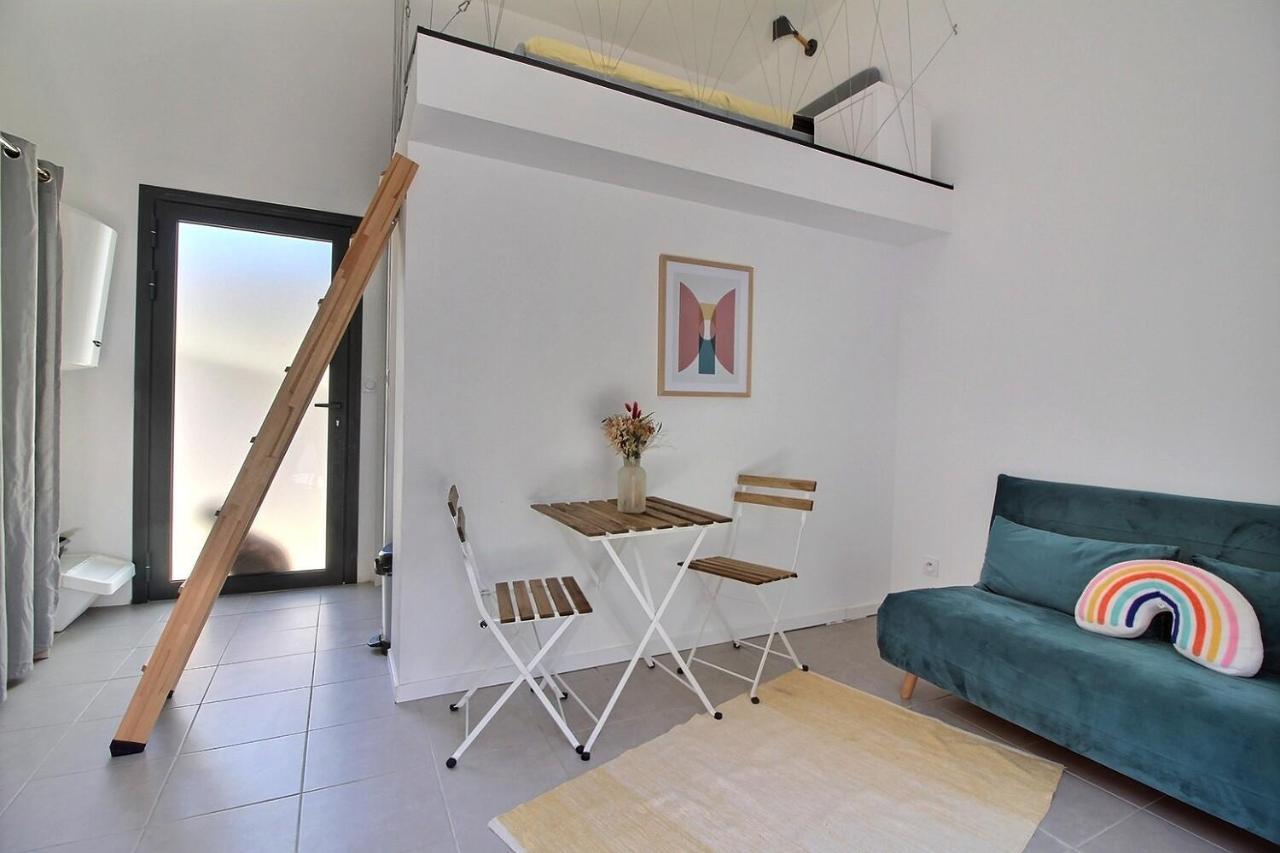 Apartment Studio Avec Terrasse Et Mezzanine Marseille