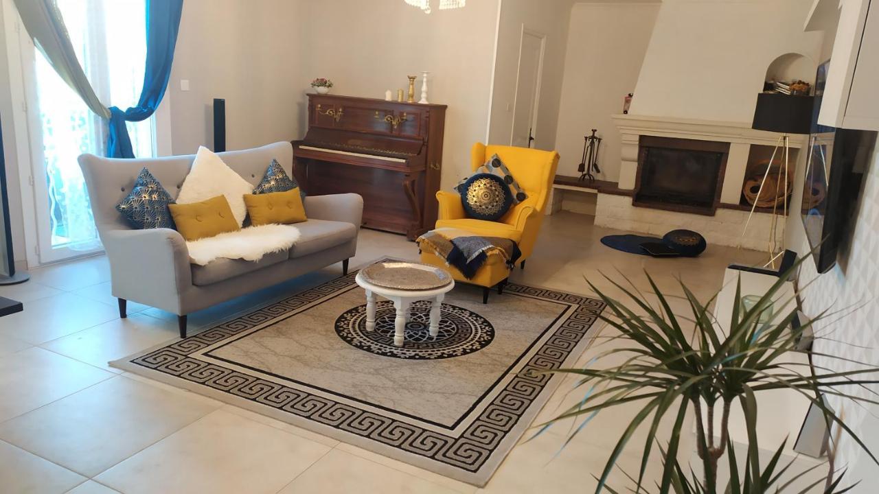 Villa Maison Provencale Avec Piscine