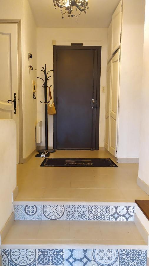 Maison Provencale Avec Piscine Villa *