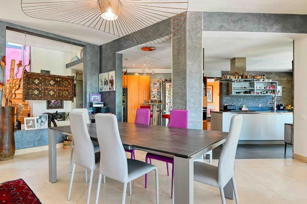 Magnifique Avec Piscine Marselha