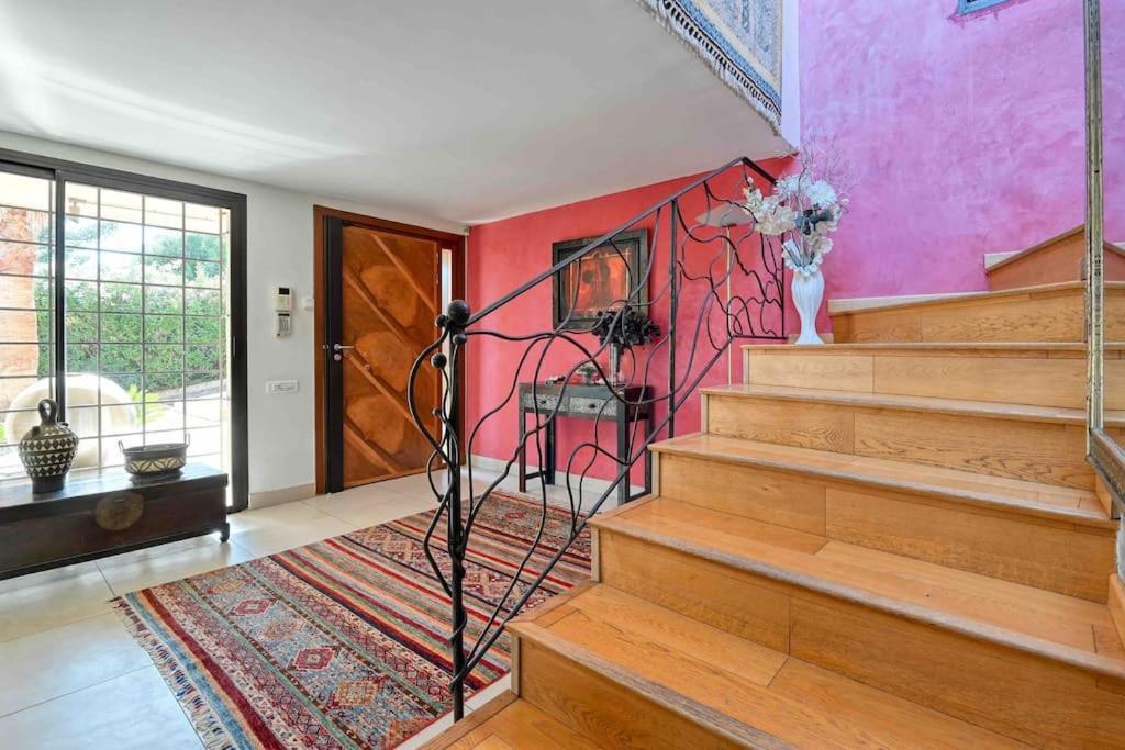 Magnifique Avec Piscine Pousada