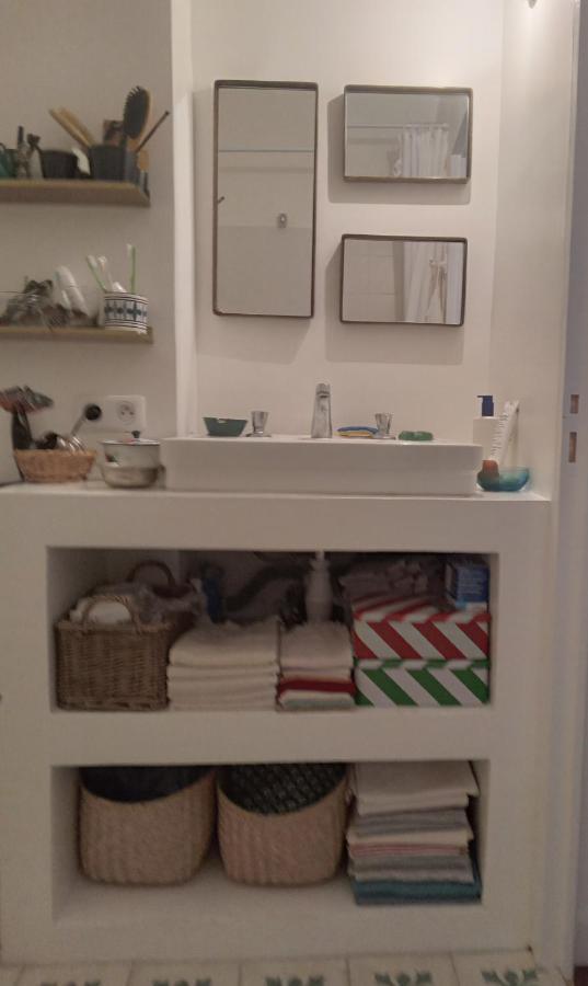 Apartment Consolat *