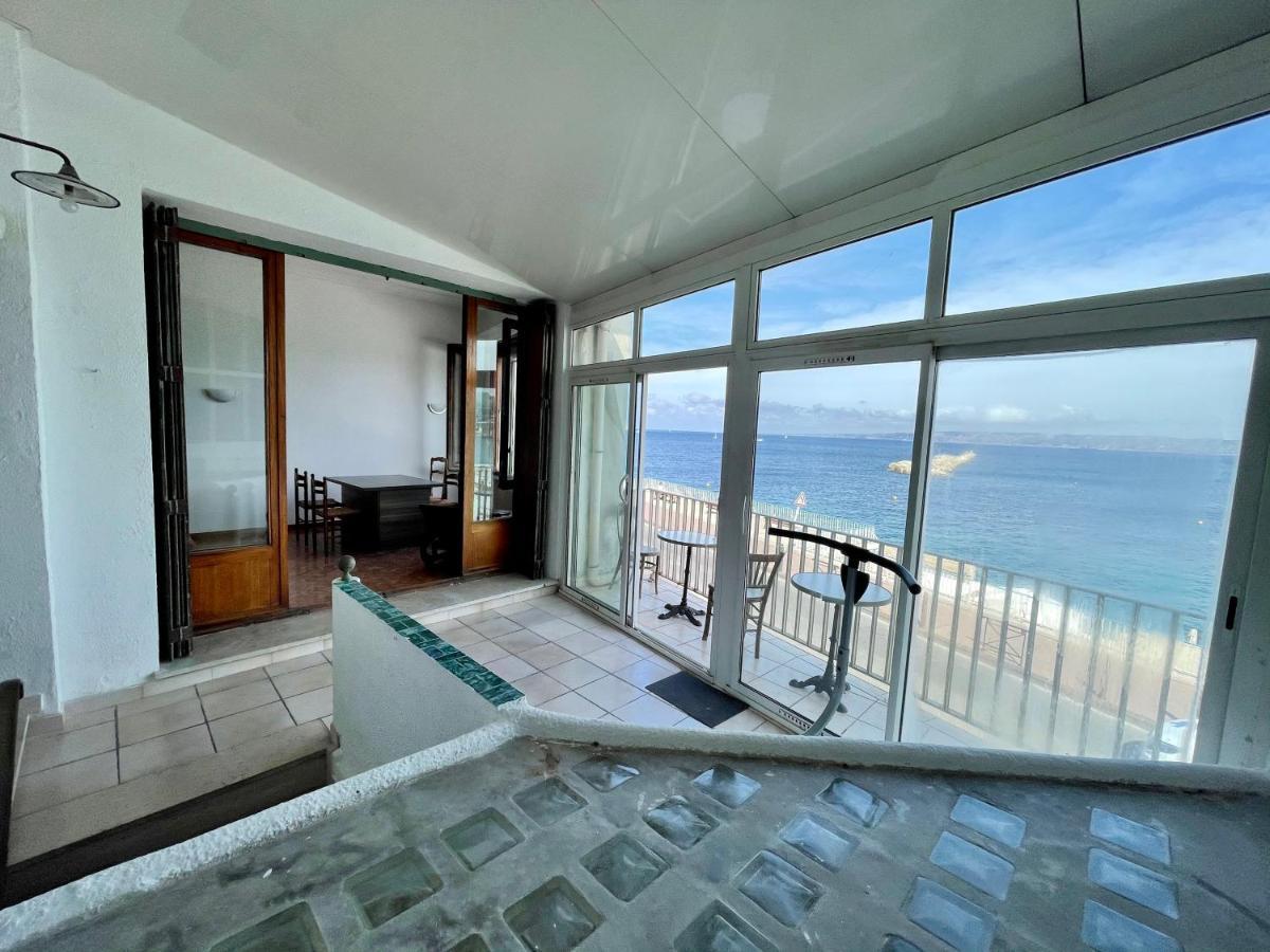 Splendid Sea Front Top Location Apartment Marseille