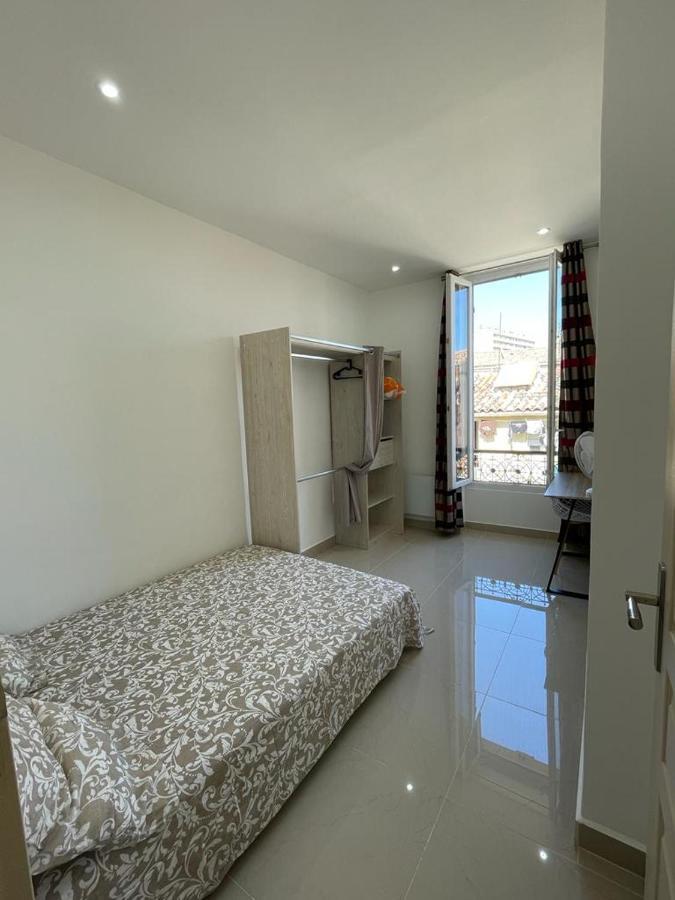 Appart Entier Joliette Vieux Port 13002 *