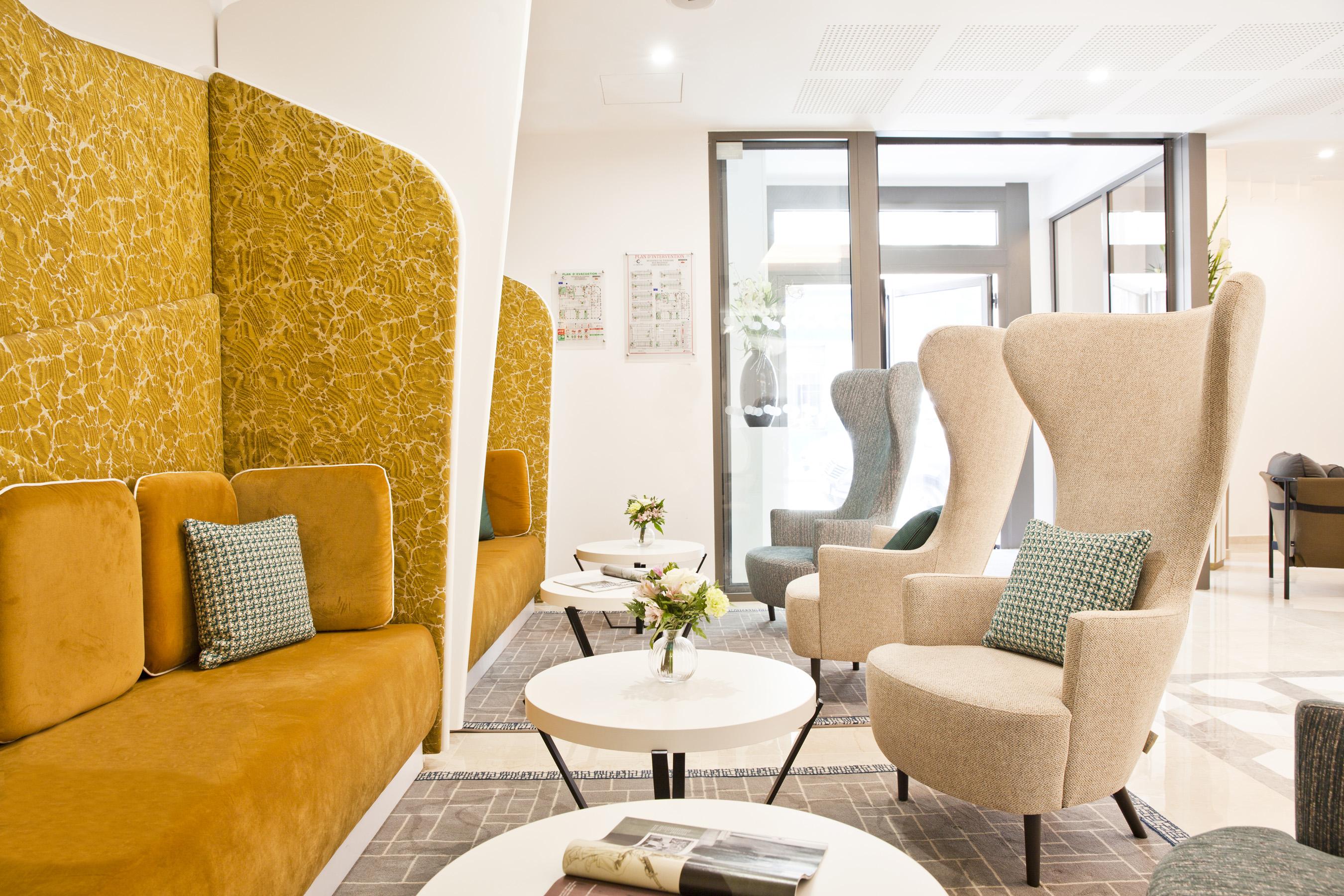 Aparthotel Residhome 4*