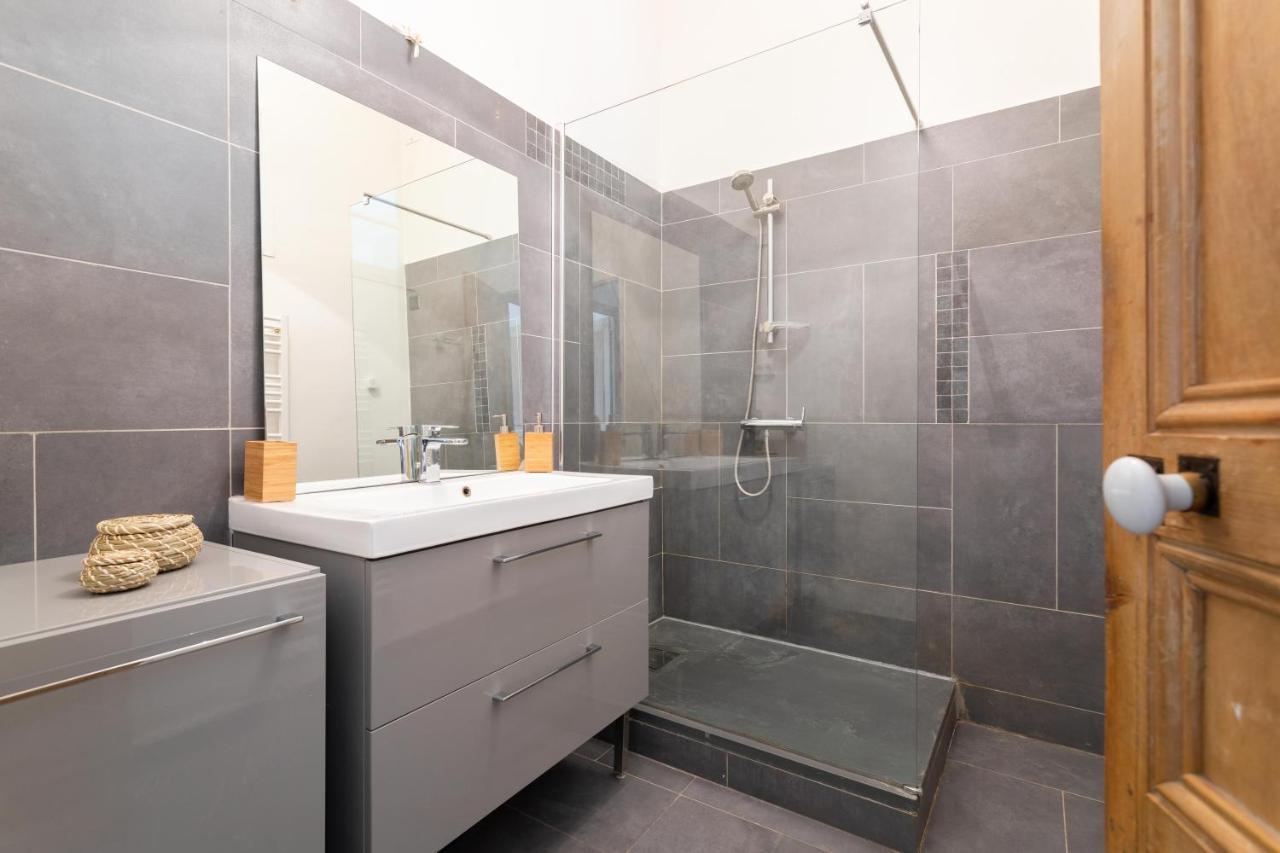 T3 ** Cours Julien ** Lumineux Apartment *