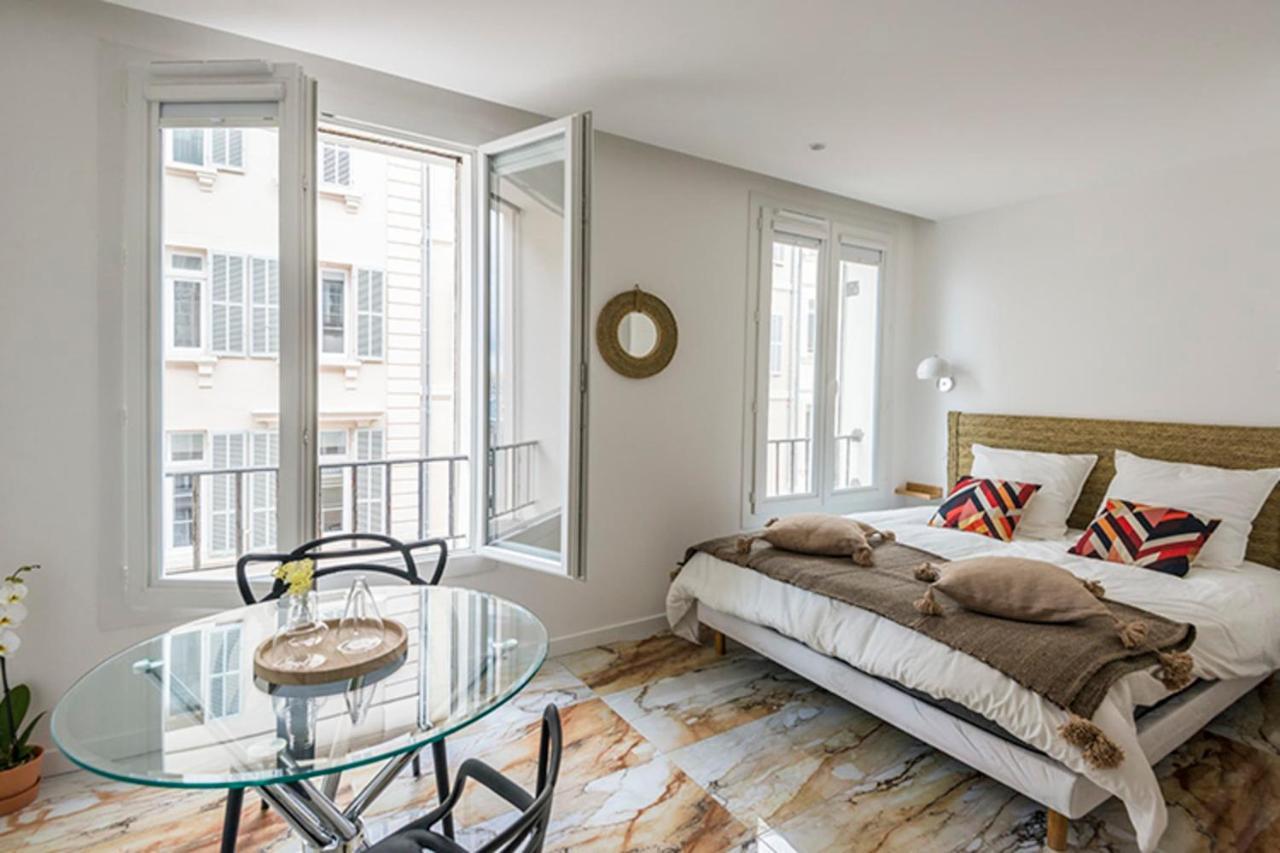Apartment Renovated Studio On The Old Port Marseille