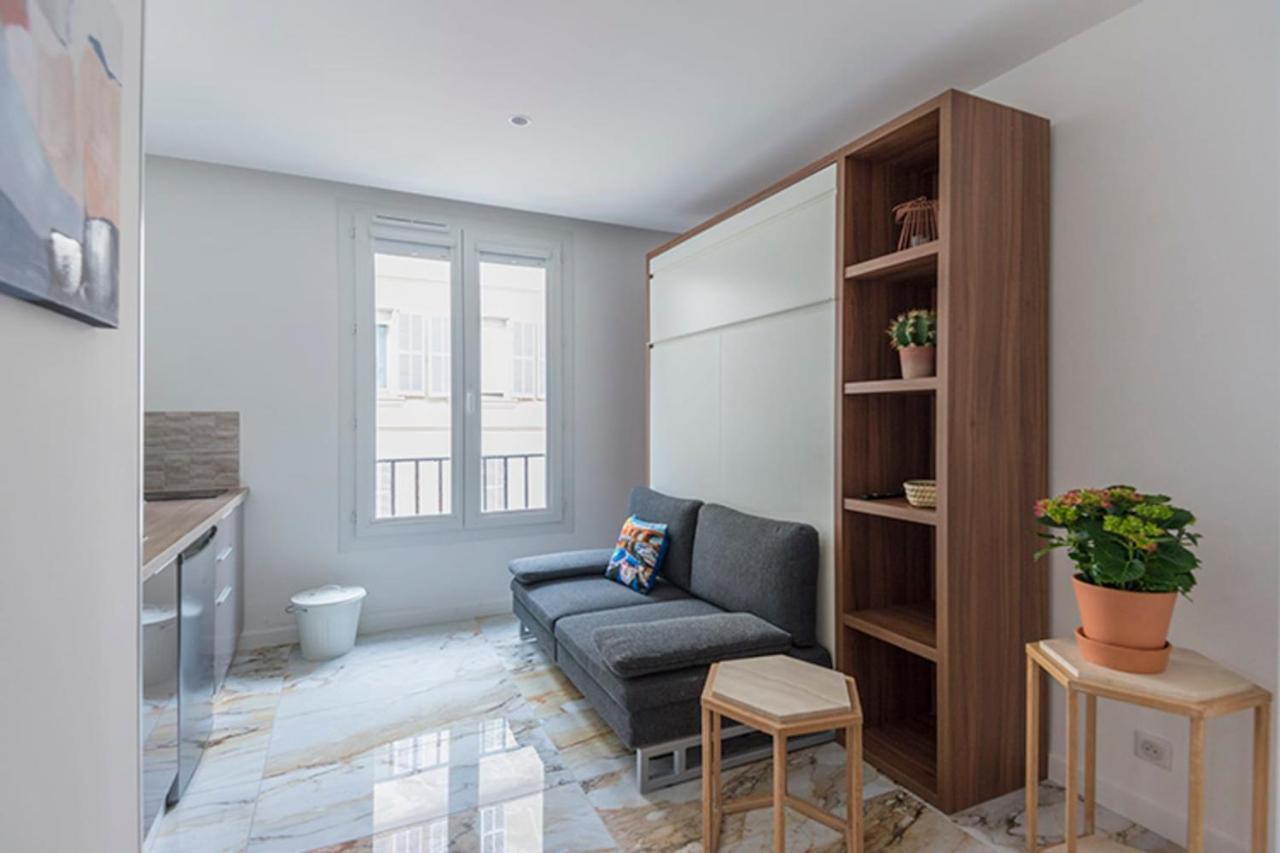 17 M For 2 Refurbished On The Old Port Marseille