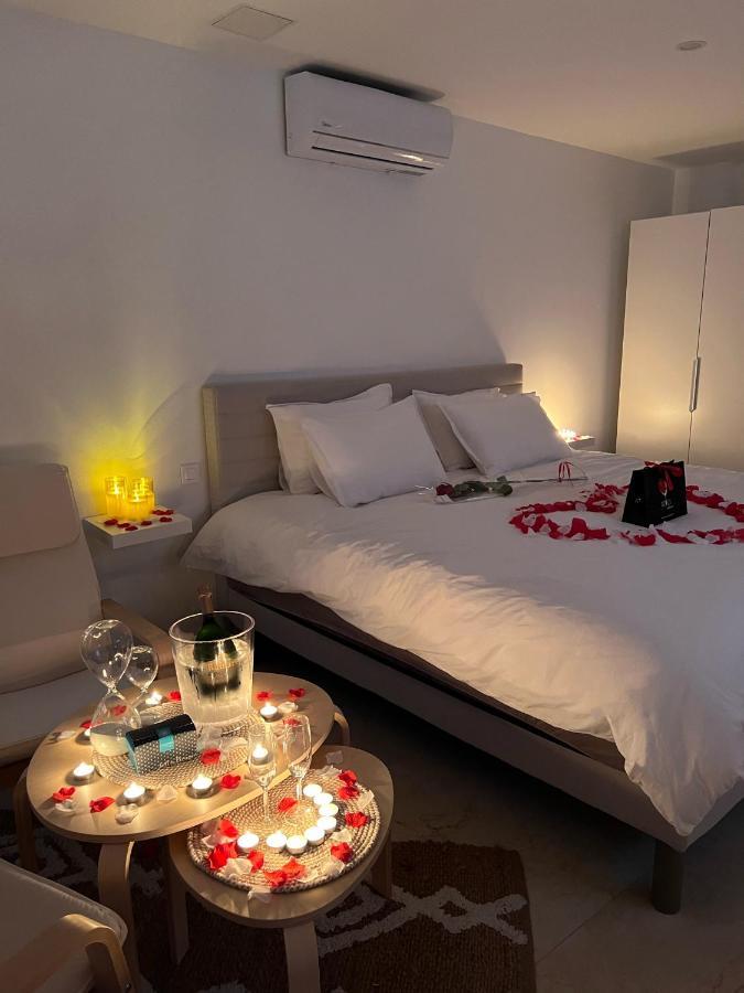 Bed & Breakfast Lovenest *
