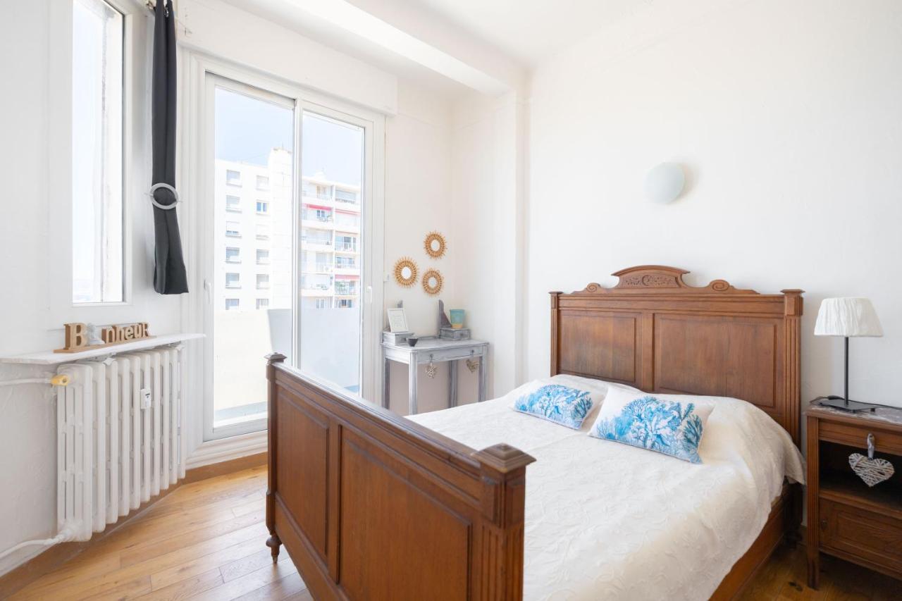 T2 ** Vue ** Balcon ** Catalans Marseille
