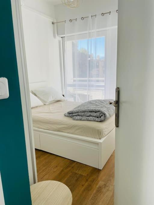 Luxurious 2 - Direct Town Hall - Old Port - Apartment