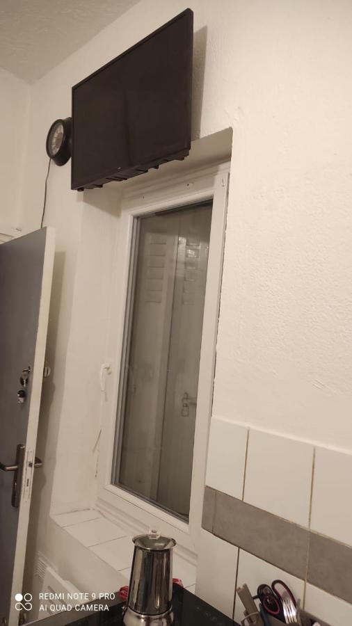Only Apartment