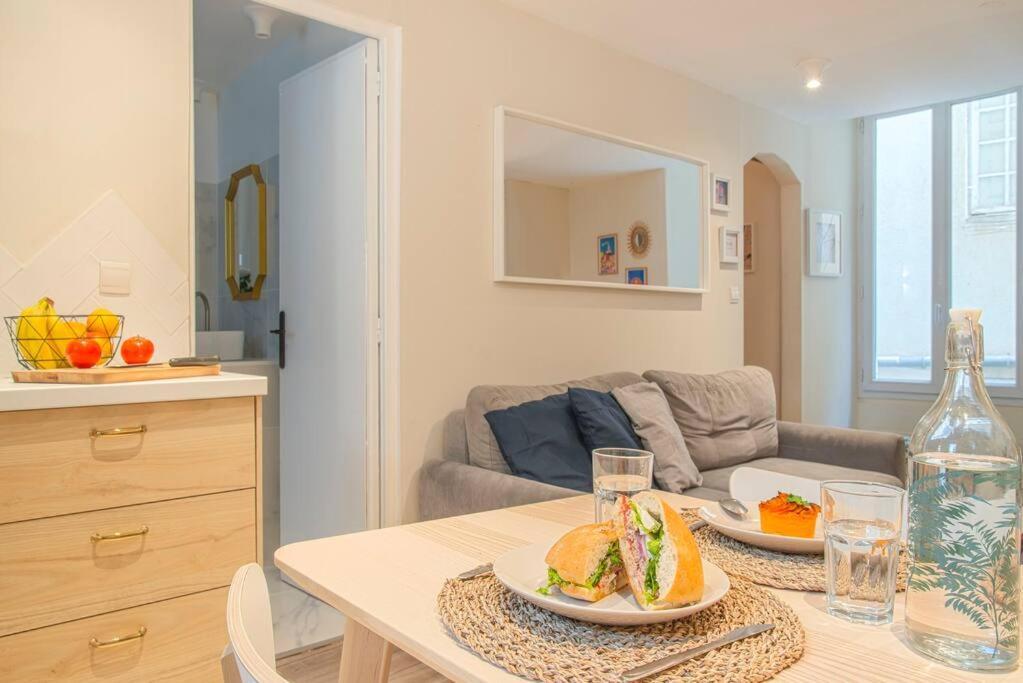 Apartamento Au Pied De Notre Dame De La Garde Marselha