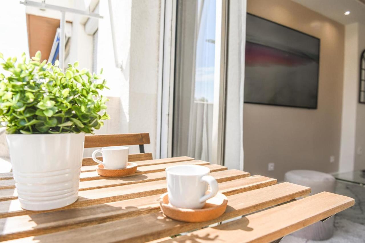 Standing 2 Avec Balcon Et Parking Apartment Marseille
