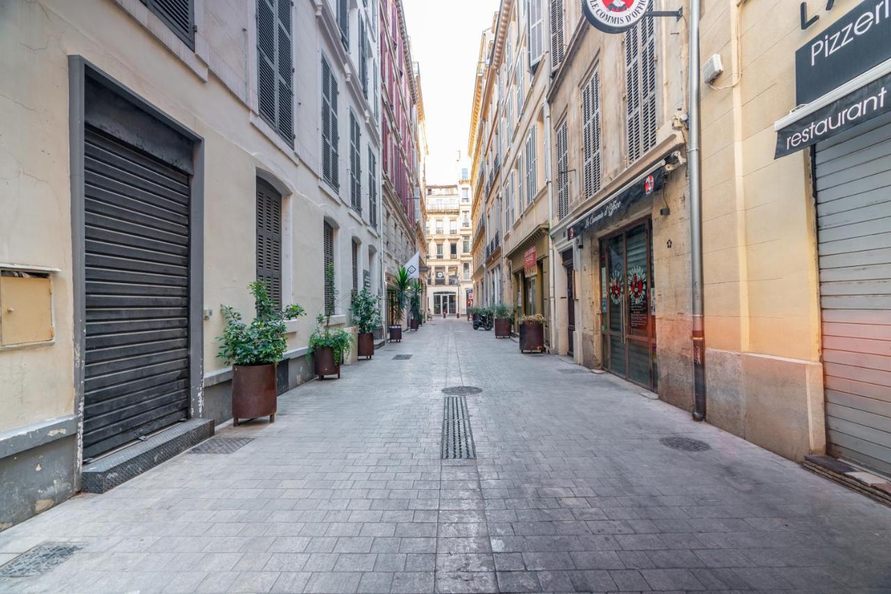 Studio Inspiration Standing Vieux-port Marseilles