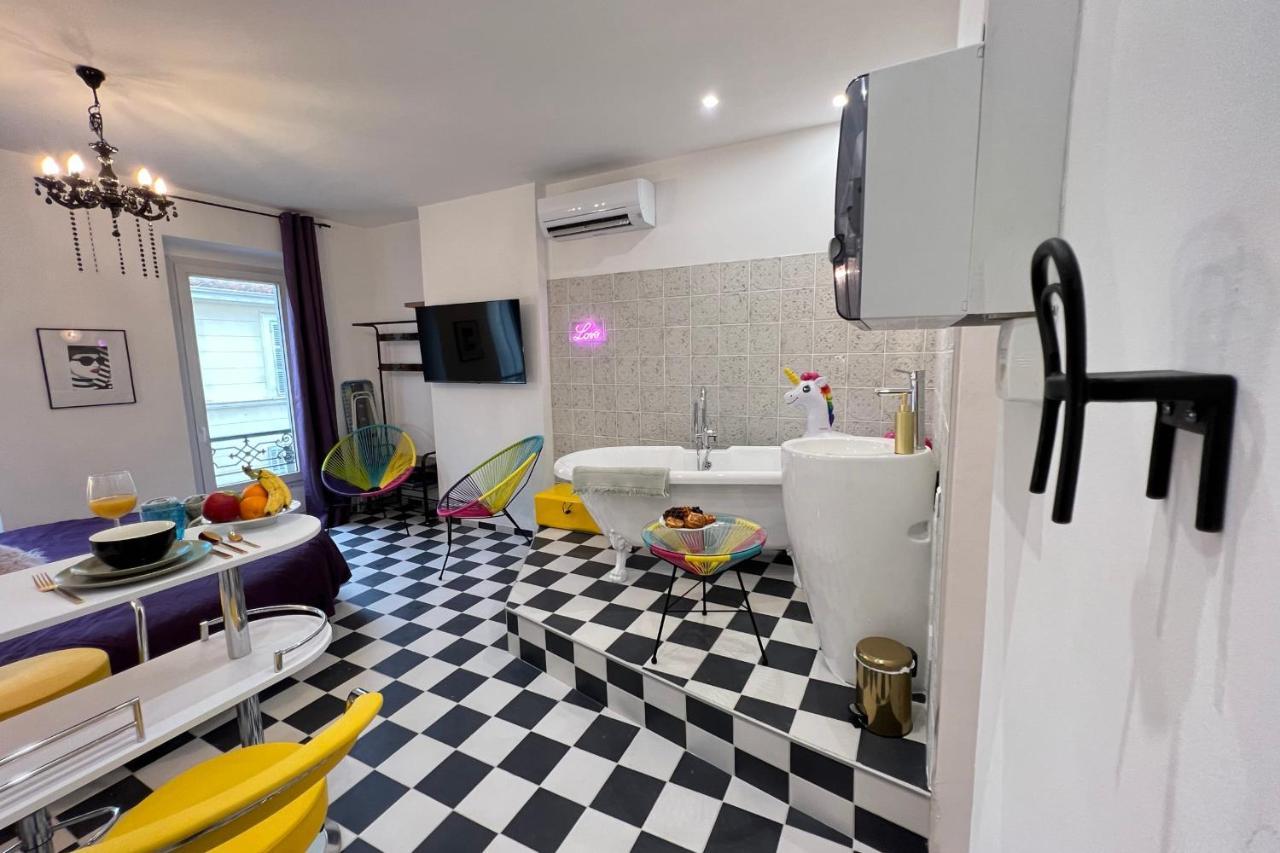 La Popart - Baignoirelit Rond Marseilles