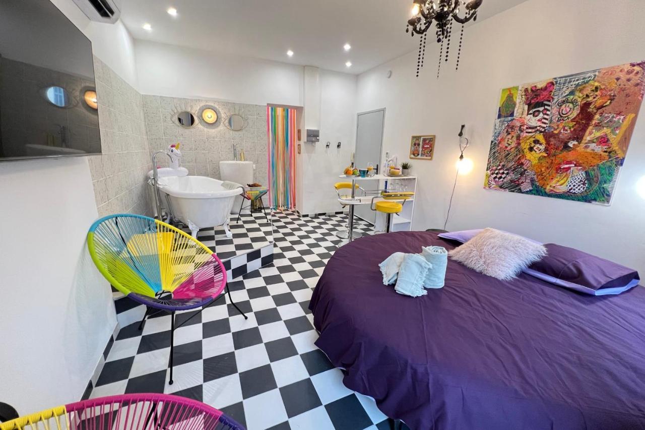 La Popart - Baignoirelit Rond Marseilles
