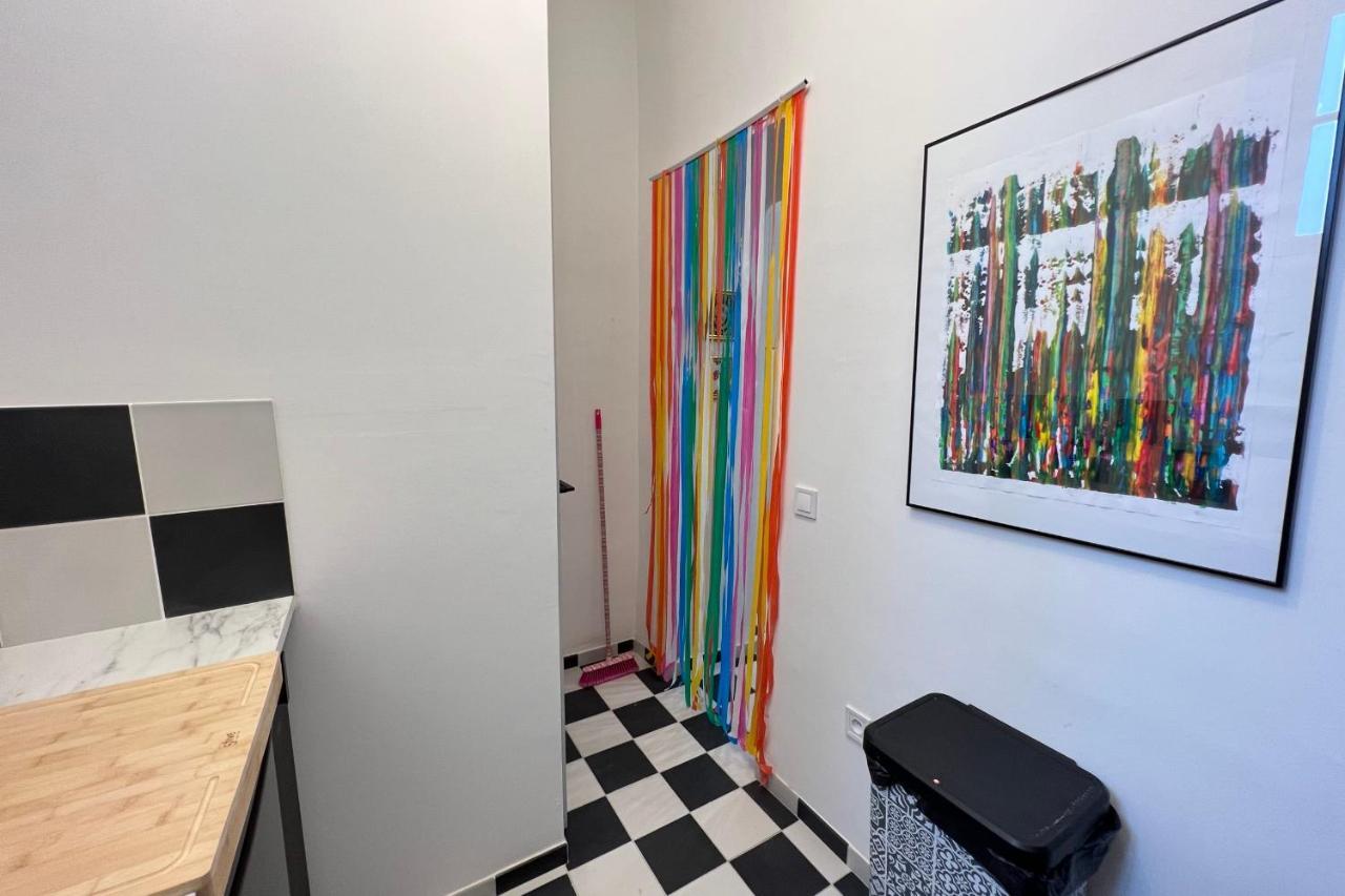 La Popart - Baignoirelit Rond Appartement Marseilles