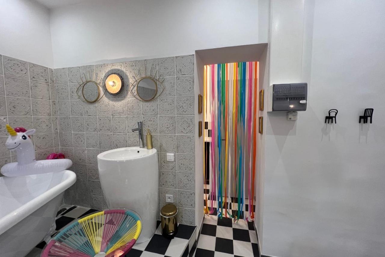 La Popart - Baignoirelit Rond Appartement *