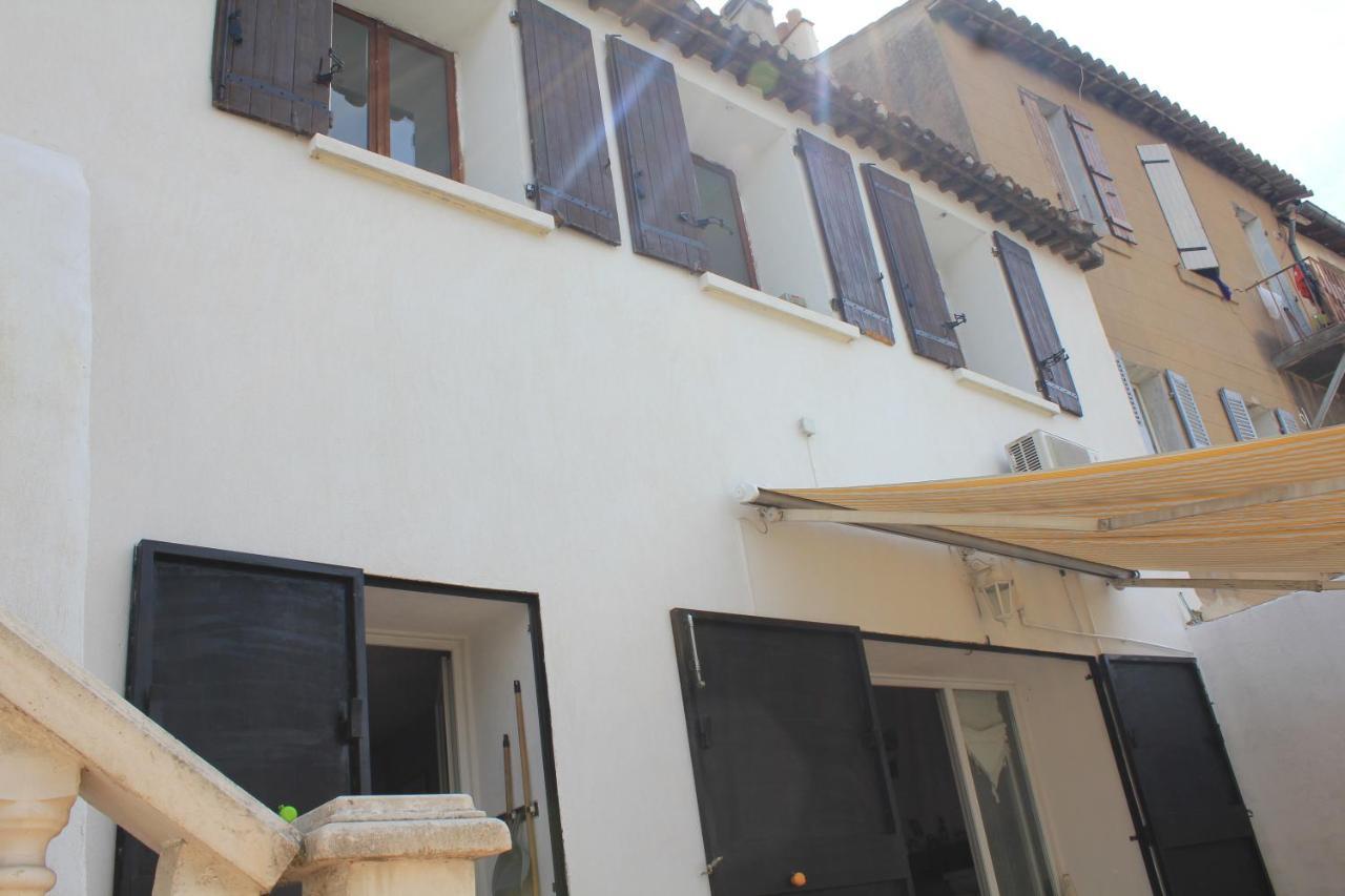 Maison, 2chambres, Gde Terrasse, Prox Sncf, Friche Et Vieux Port Guest house