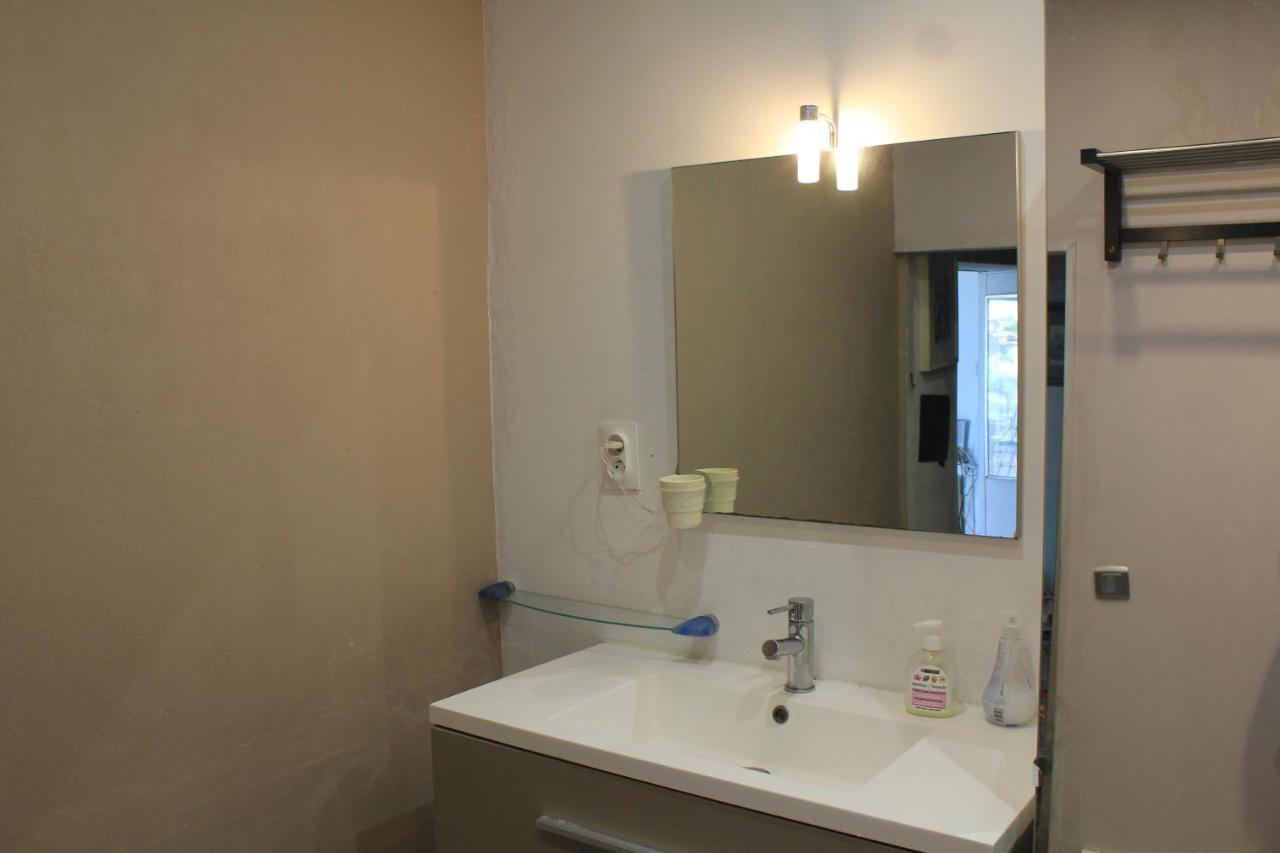 Guest house Maison, 2chambres, Gde Terrasse, Prox Sncf, Friche Et Vieux Port *