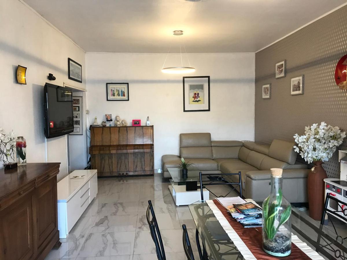 Guest house Maison, 2chambres, Gde Terrasse, Prox Sncf, Friche Et Vieux Port Marseille