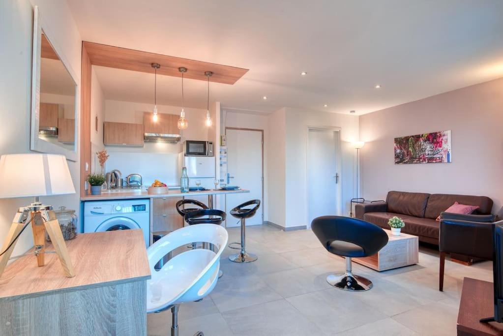 Appartement Le 102 -t2 Climatise 20 Min A Pied Gare St-charles *