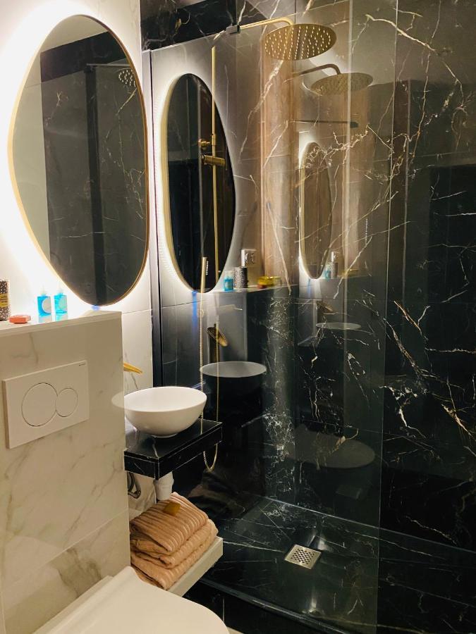 Les Tresors De Marseille, Vieux-port Apartment *
