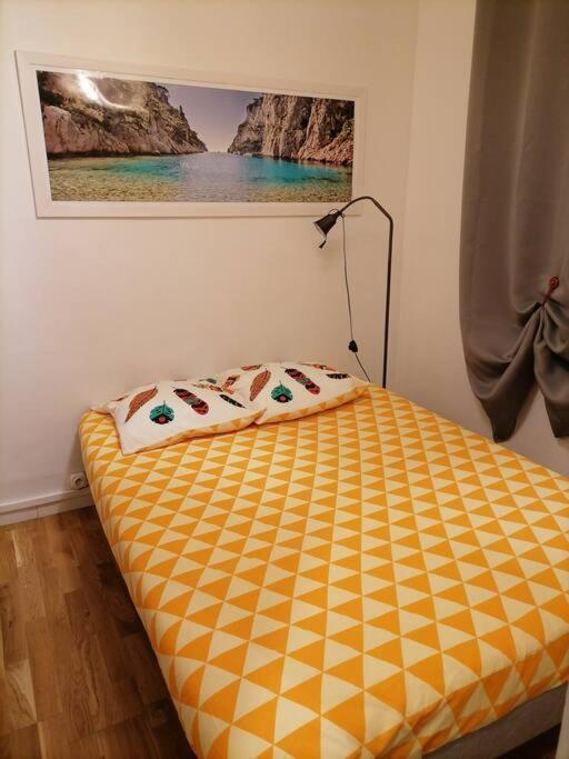 Plein Coeur Du Quartier Du Panier . Chaleureux T2. * Marseilles