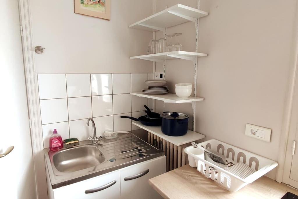 Le Jasmin Airconditioned Studio With Swimming Pool Apartment *