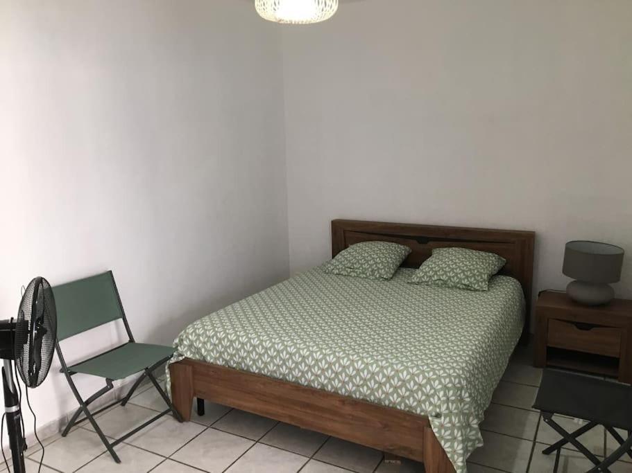 Apartment Flc 6 Couchages 2 Terrasse Metro 290m Marseilles